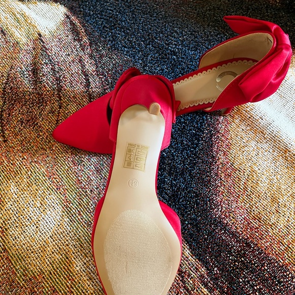 Tanzi size 8.5 satin evening shoe - Picture 3 of 4